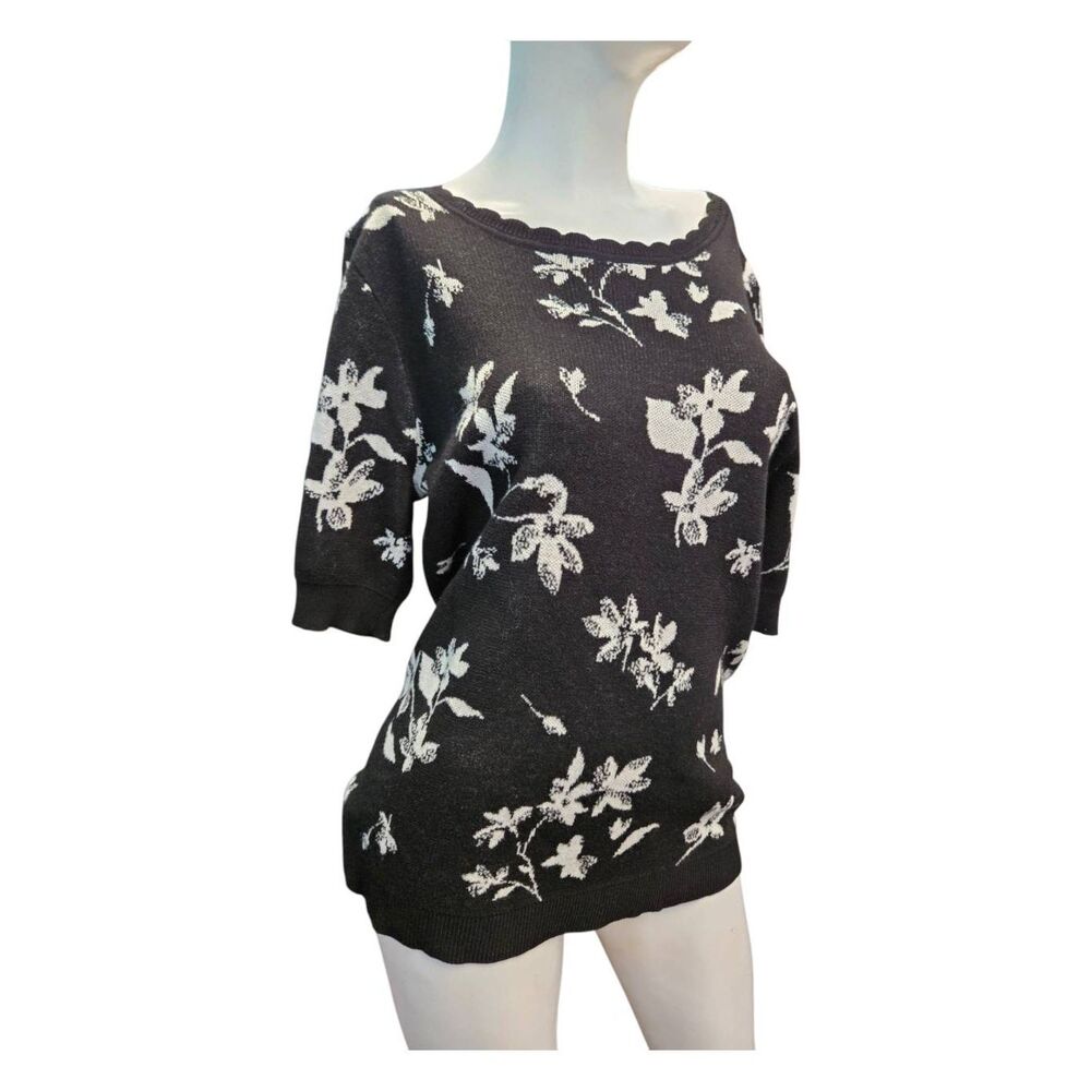 Croft & Barrow Black Floral Short Sleeve Sweater Womens Medium - Picture 2 of 8